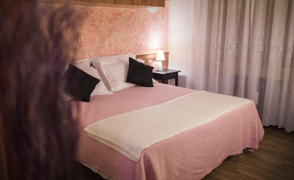 Quari Hotel Restaurant & Pizza Cologna Veneta 客房 照片