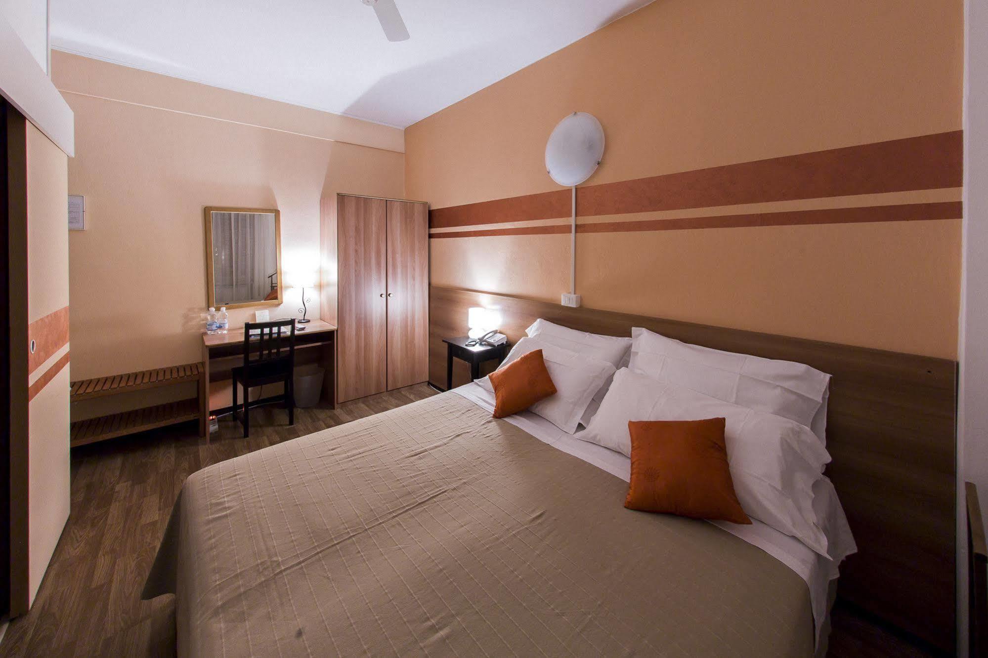 Quari Hotel Restaurant & Pizza Cologna Veneta 外观 照片